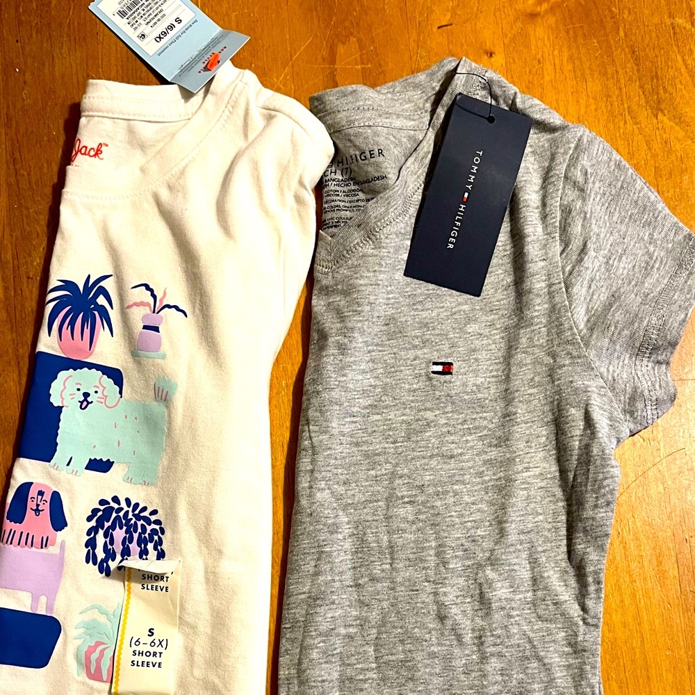 NWT Bundle of 2 tshirts